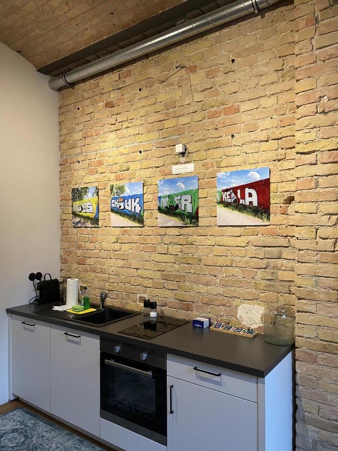 Stylisches Loft Mitten In Берлин Экстерьер фото