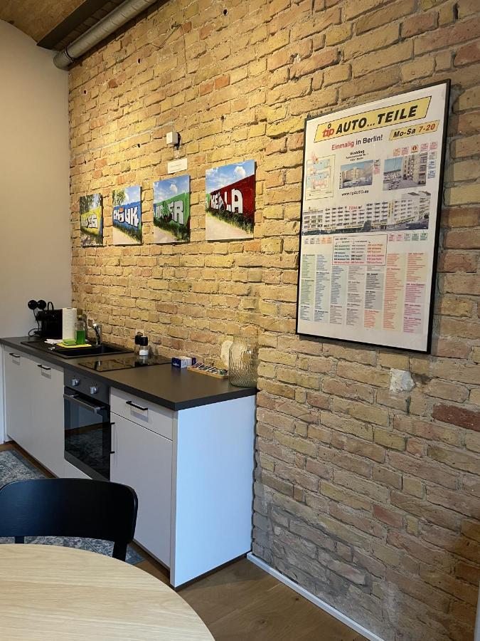 Stylisches Loft Mitten In Берлин Экстерьер фото